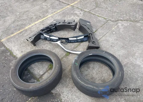 2020 Mazda Cx-5 Touring z USA, uszkodzony, nr VIN JM3KFBCM8L0755457